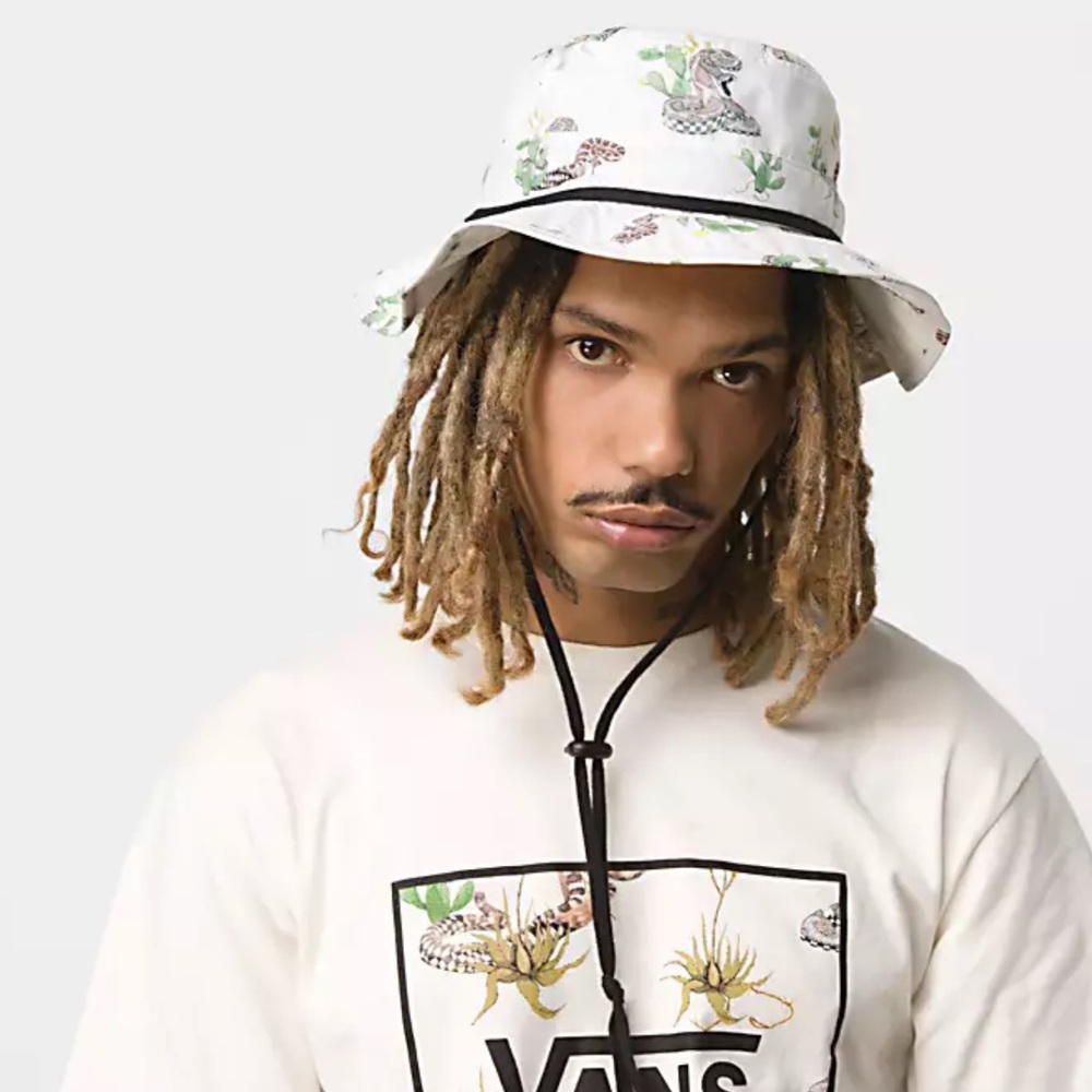 Vans BOONIE BUCKET HAT
COLOR - ANTIQUE WHITE
Desert Snake - Picture 1 of 16